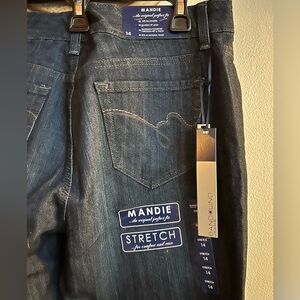 Bandolino Mandie women’s sz 14 Relaxed Fit Jeans - Dark Blue, stretch, NWT